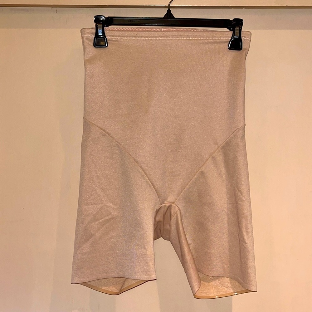 Cupid shape wear size 2XL in like new condition